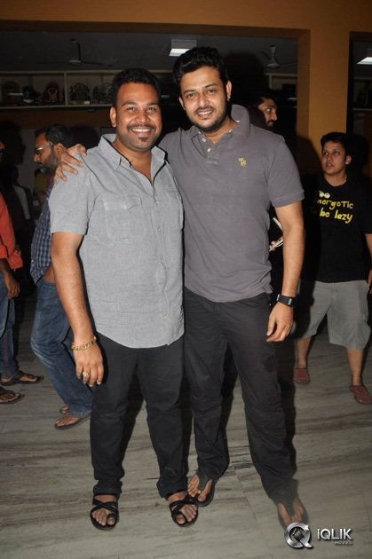 Celebs-at-Janda-Pai-Kapiraju-Movie-Special-Show